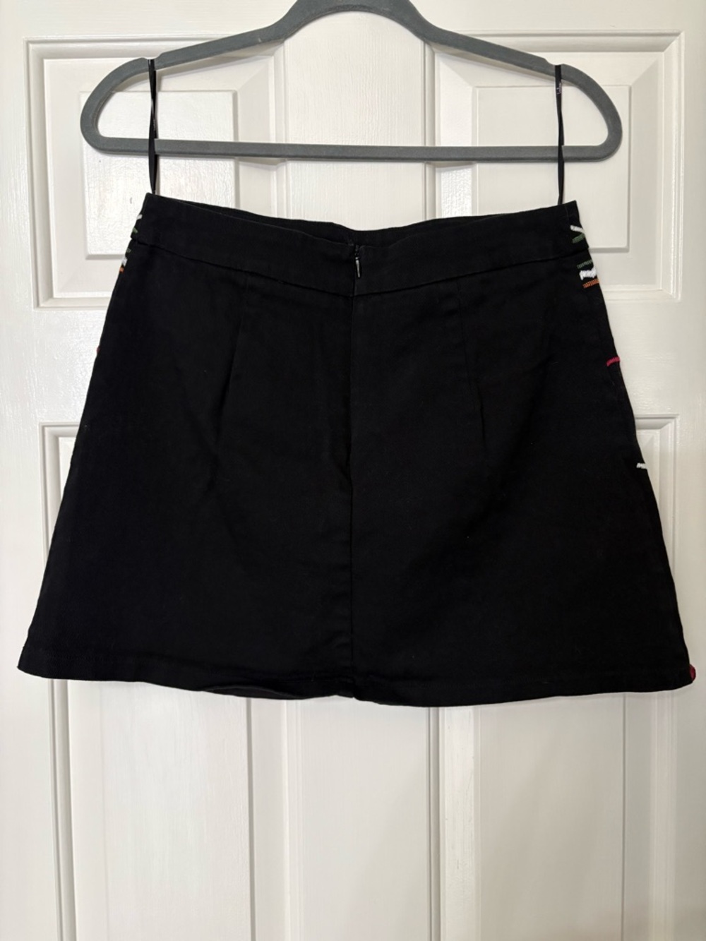 Lulu's Don’t Stop the Party Black Embroidered Floral Mini Skirt - Picture 3 of 4